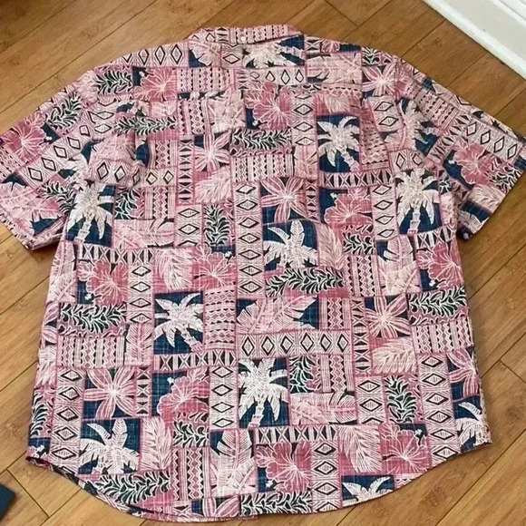 Reyn Spooner Limited Issue tailored reverse print XXL - Picture 3 of 4